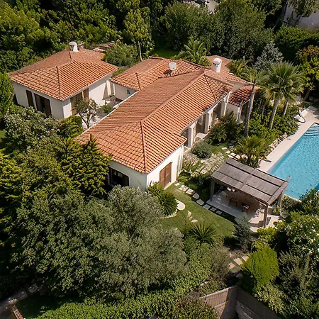 Villa In Pefkochori
